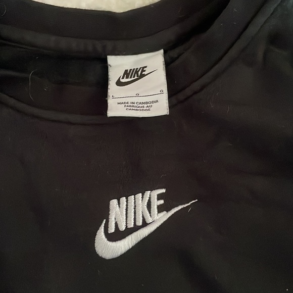 NIKE GIRLS SWEATSHIRTS - Picture 2 of 3